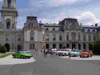 Luxusní parkování na zámku Keszthely